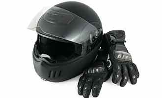 motorcyclists rider's gear to keep one safe