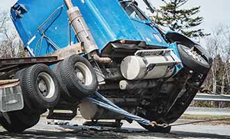 truck accident involving large truck