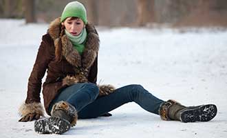 woman that slipped on snow and ice