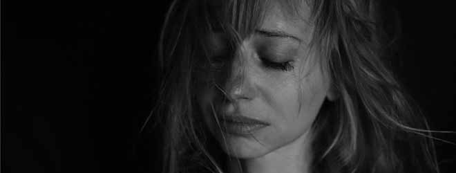 Girl with major depressive disorder